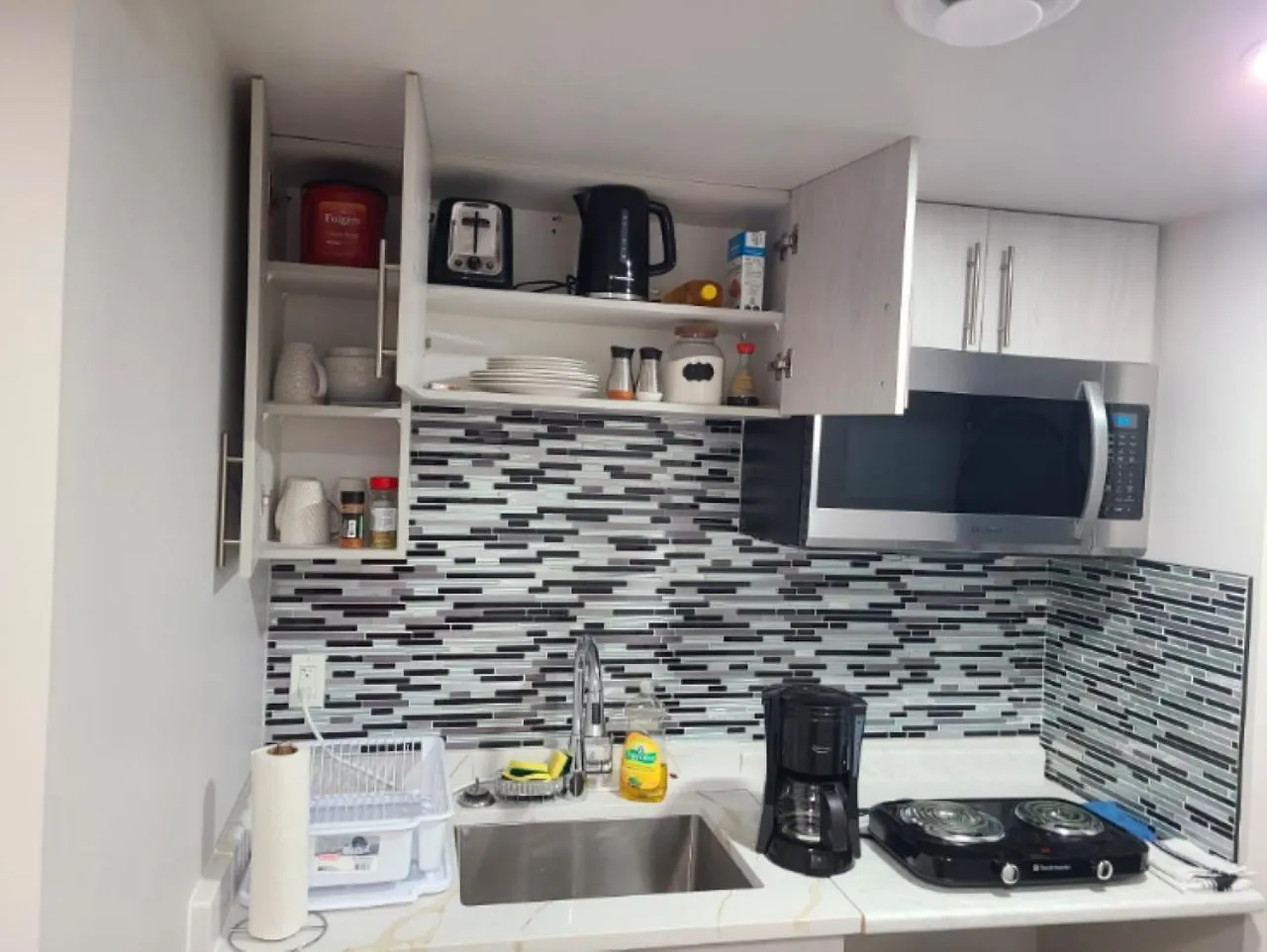 Devonshire Cozy Haven Apartment Winnipeg