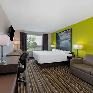 Hotel Super 8 By Wyndham East Mb, Winnipeg